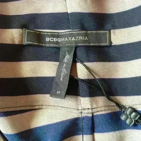 BCBGMAXZRIA sleeveless blouse Size M - Picture 5 of 7